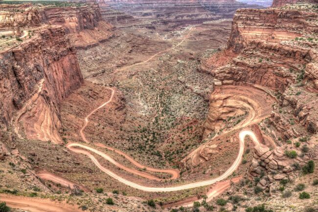 Banner-shafer-trail-canyonlands-national-park